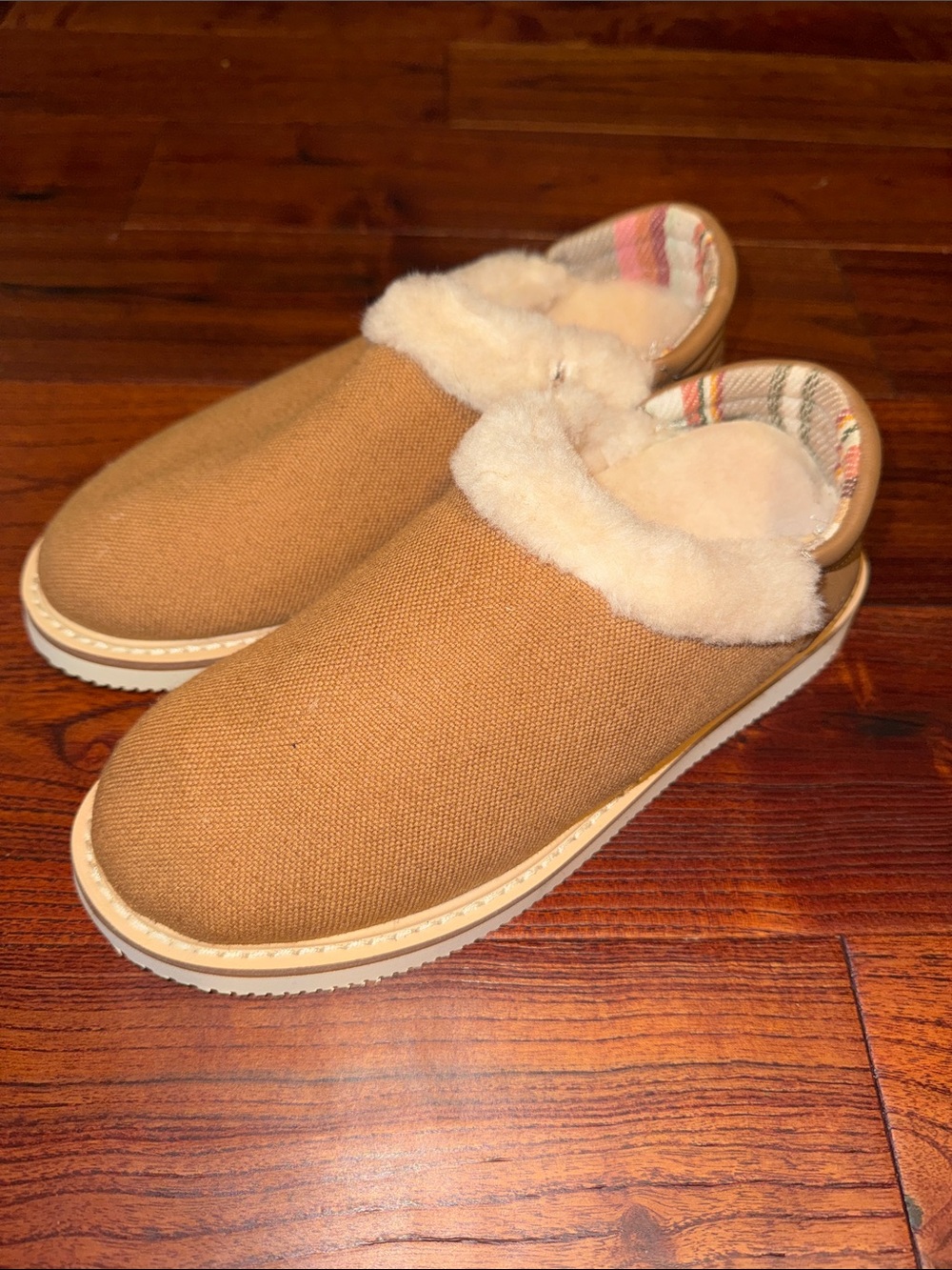 Sanuk Women's Cozy Vibe Low slipper in Chestnut NWT 8
